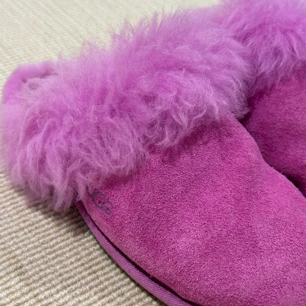 UGG Purple Fluffy Slippers - Picture 3 of 5